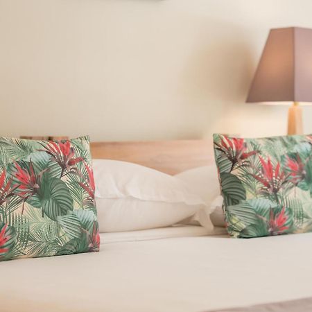 La Pagerie - Tropical Garden Hotel Ле-Труаз-Иле Экстерьер фото