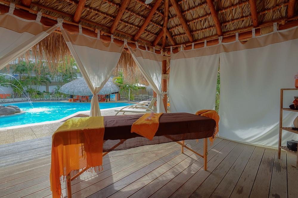 La Pagerie - Tropical Garden Hotel Ле-Труаз-Иле Экстерьер фото