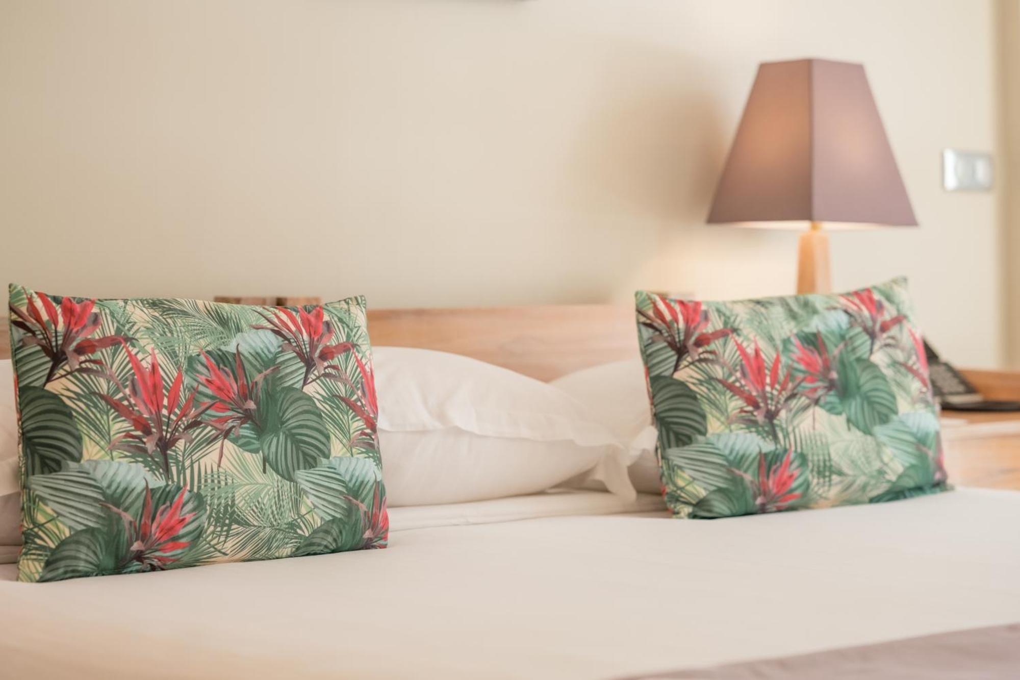 La Pagerie - Tropical Garden Hotel Ле-Труаз-Иле Экстерьер фото